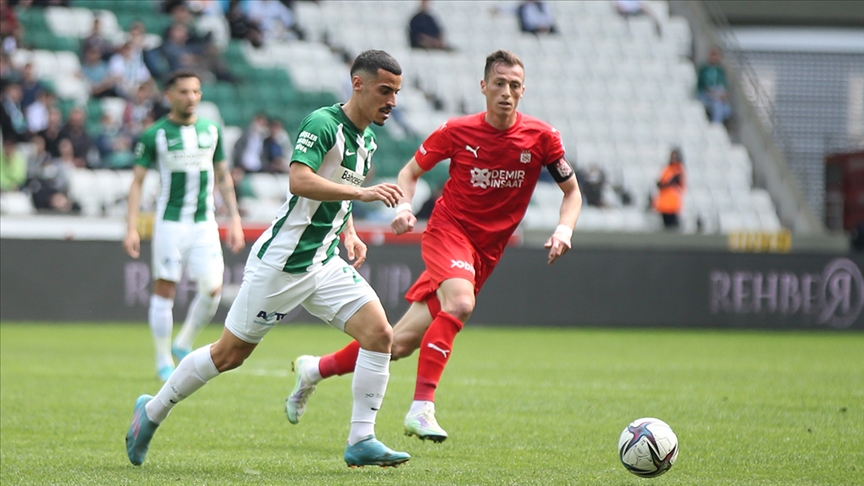 nhan-dinh-soi-keo-sivasspor-vs-giresunspor-luc-0h00-ngay-18-10-2022